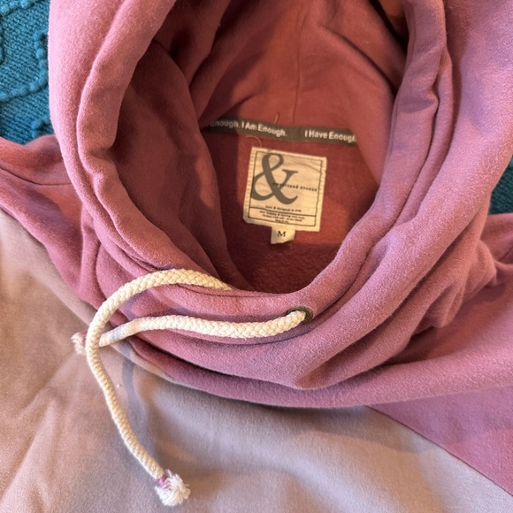 Ampersand Ave SingleHood - Picture 3 of 3